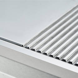 Zdjęcie do “Stalgast płyta grillowa elektryczna, gładko-ryflowana, 8,1 kW, chrom - kod S9737300”.