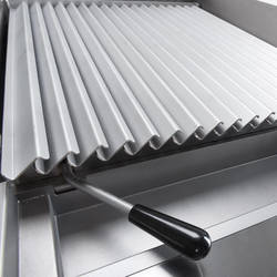 Zdjęcie do “Stalgast Grill lawowy gazowy, ruszt S, 13 kW, G30 - kod S9733130”.