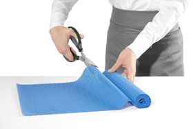 Zdjęcie do “Mata antypoślizgowa pod deski do krojenia 1500x300 mm - kod 598047”.