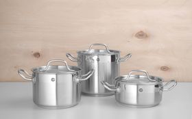 Zdjęcie do “Garnek wysoki Profi Line z pokrywką poj. 24 l, śr 320x(H)300 mm - kod 832608”.