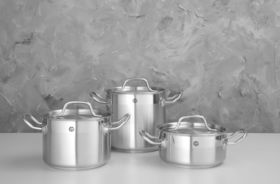 Zdjęcie do “Garnek wysoki Profi Line z pokrywką poj. 24 l, śr 320x(H)300 mm - kod 832608”.