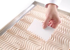 Zdjęcie do “Skrobka cukierniczo-piekarnicza prostokątna grzebień 110x72 mm 6 sztuk - kod 554173”.