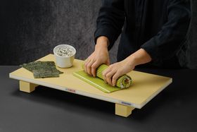 Zdjęcie do “Deska do sushi Hasegawa 600×300 mm - kod 513866”.