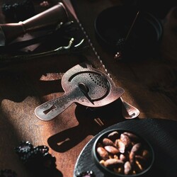 Zdjęcie do “Barfly Sitko barmańskie z 4 zębami, antyczna miedź - kod M37026ACP”.