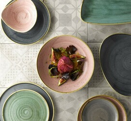Zdjęcie do “Fine Dine Talerz prostokątny Stonecast Petal Pink 298x153 mm - kod SPPSXO111”.