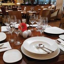Zdjęcie do “Fine Dine Mlecznik Spyro z uchwytem 142 ml - kod 9032C733”.