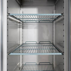 Zdjęcie do “Stalgast szafa chłodnicza ze stali nierdzewnej na nóżkach, GN 2/1, V 650 l - kod S830622”.