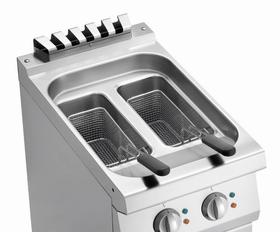 Zdjęcie do “Bartscher Frytownica elektryczna 700, szer. 400, 2x9L kod B286925”.