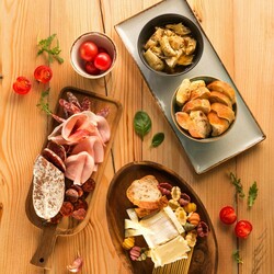 Zdjęcie do “Fine Dine Miska płytka Ashen śr. 220 mm/830 ml - kod 04ALM003013”.