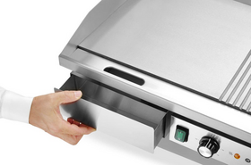 Zdjęcie do “Płyta grillowa Budget Line w połowie żebrowana 4400 W/400 V - kod 154991”.