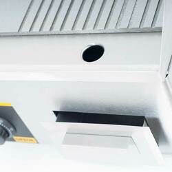 Zdjęcie do “Stalgast płyta grillowa 1/2 gładka, 1/2 ryflowana, Gredil, P 3.5 kW, U 230 V - kod S745120”.