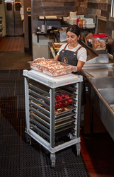 Zdjęcie do “Cambro Wózek do transportu pojemników  9 x GN 1/1 - kod UGNPR11H9480”.