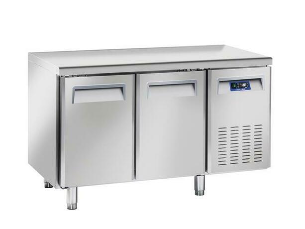 Zdjęcie do “Stół chłodniczy Coolhead 2 drzwiowy, 700mm, z rantem 100mm kod QR 2200”.