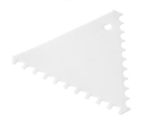 Zdjęcie do “Skrobka cukierniczo-piekarnicza trójkątna grzebień 110x110 mm 6 sztuk - kod 554210”.